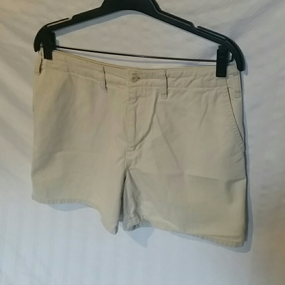 Bass Never worn Khaki shorts